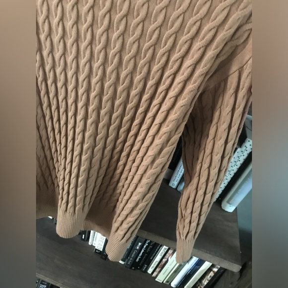 NWOT Preppy Perfectly Over-sized Gant Stretch Cotton Cable Knit V-Neck Sweater M - Picture 12 of 15